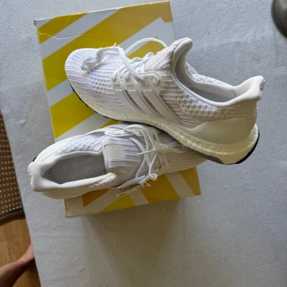 Adidas UltraBOOST Women's 9.5 All White NWT
